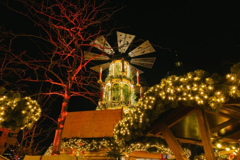 Lindauer Hafenweihnacht: Markt am offenen Wasser, Termine und Tipps für den Besuch